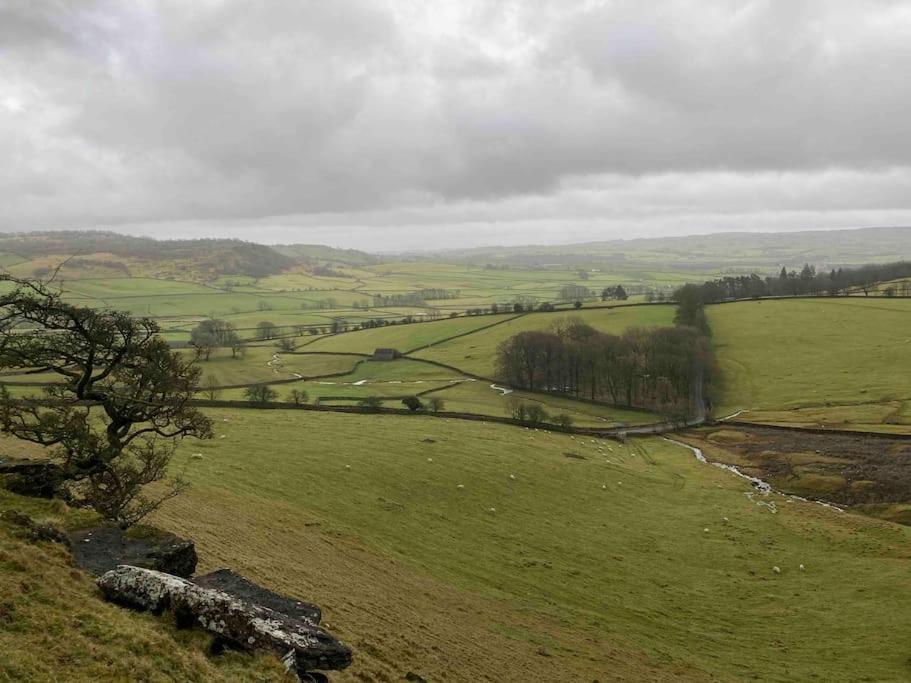 Charming Dog-Friendly Yorkshire Dales Cottage, Austwick ภายนอก รูปภาพ