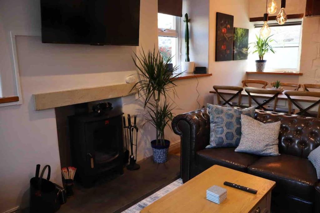 Charming Dog-Friendly Yorkshire Dales Cottage, Austwick ภายนอก รูปภาพ