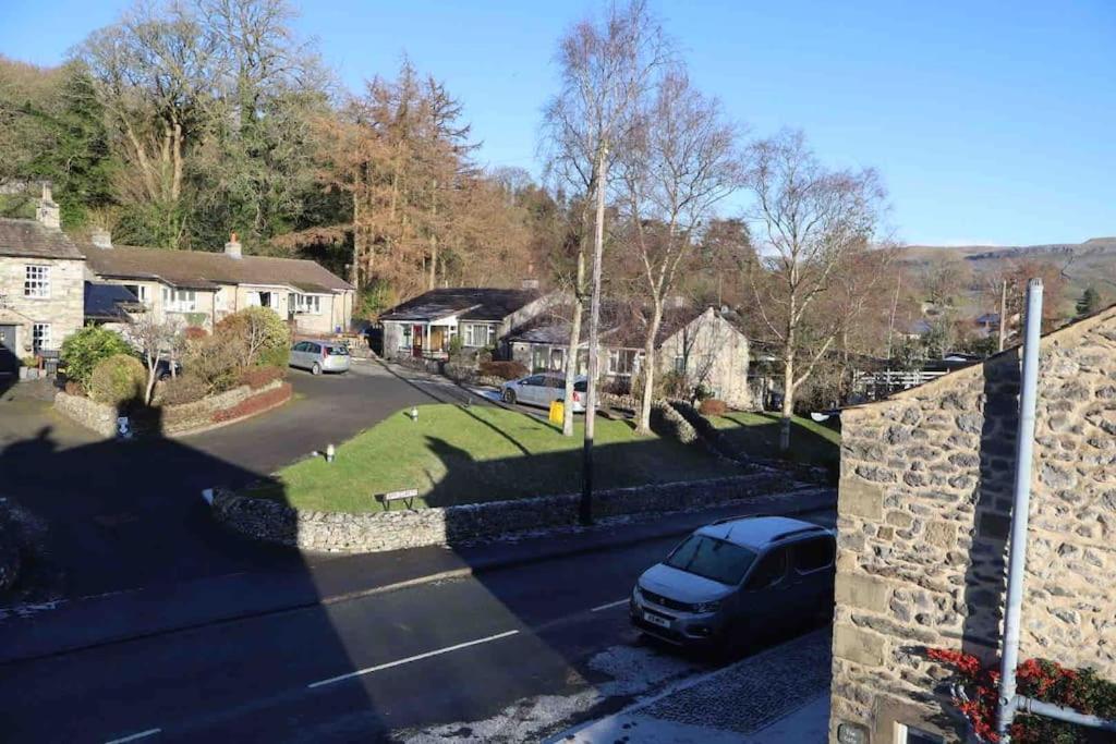 Charming Dog-Friendly Yorkshire Dales Cottage, Austwick ภายนอก รูปภาพ