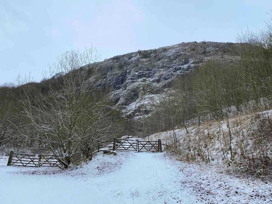 Charming Dog-Friendly Yorkshire Dales Cottage, Austwick ภายนอก รูปภาพ